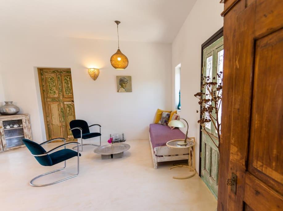 Villa Louloudia Stylish Luxury Villa With Private Pool بيتسيديا المظهر الخارجي الصورة